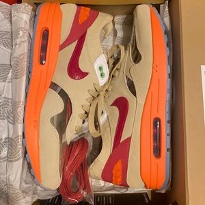Nike clot shoes size 10.5